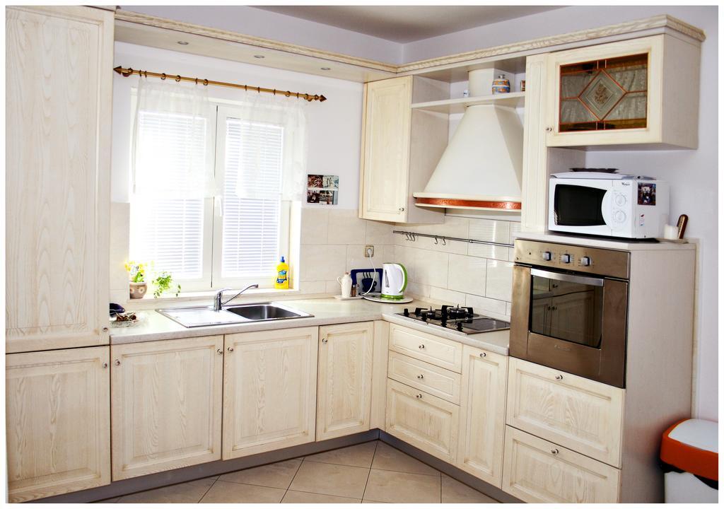 Apartments Ruza プリモシュテン 部屋 写真