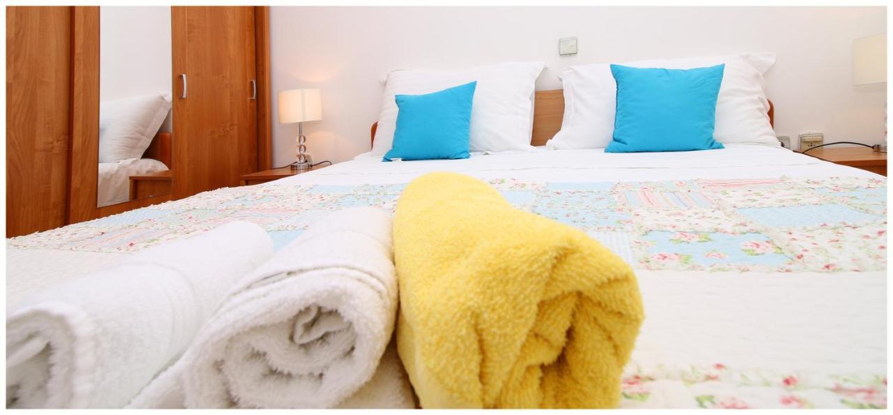 Apartments Ruza プリモシュテン エクステリア 写真